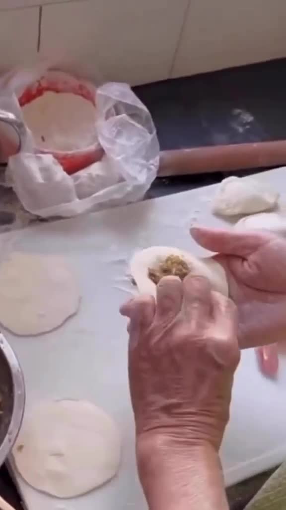 Watch this video on Streamable.
