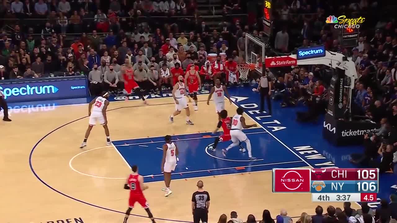 [Highlight] DeMar DeRozan spins on Fournier and hits the silky smooth
