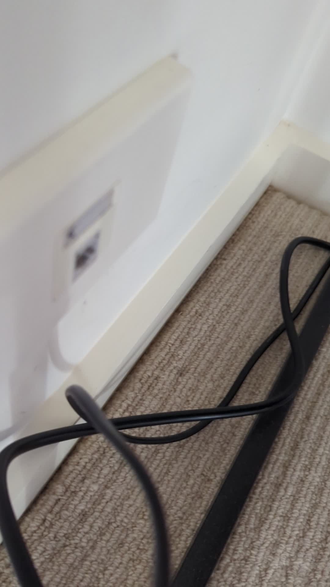 Tapping sound in wall