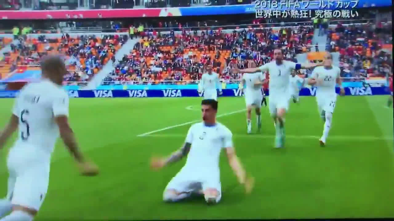 動画 エジプト戦でウルグアイのヒメネスが試合終了間際にゴール ロシアw杯の初戦でセットプレーから決勝点を奪う