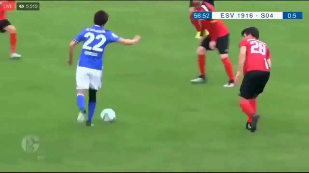 ドイツの反応 泣きそう 内田篤人の2ゴールに歓喜する現地シャルケサポーター No Footy No Life ドイツの反応 泣きそう 内田篤人の2ゴールに歓喜する現地シャルケサポーター No Footy No Life