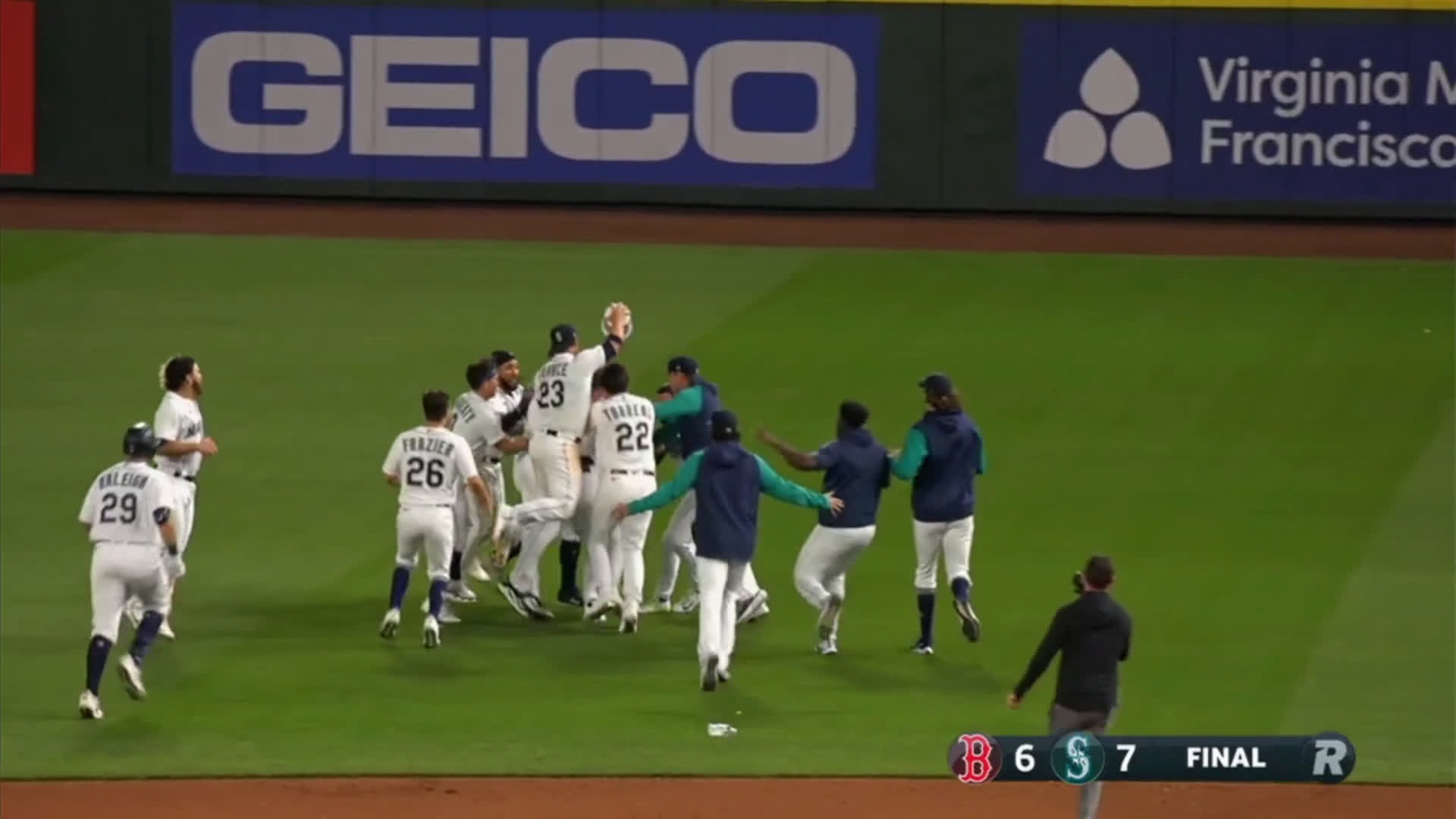 Jonny Gomes caught Trevor Story's first Red Sox grand slam on