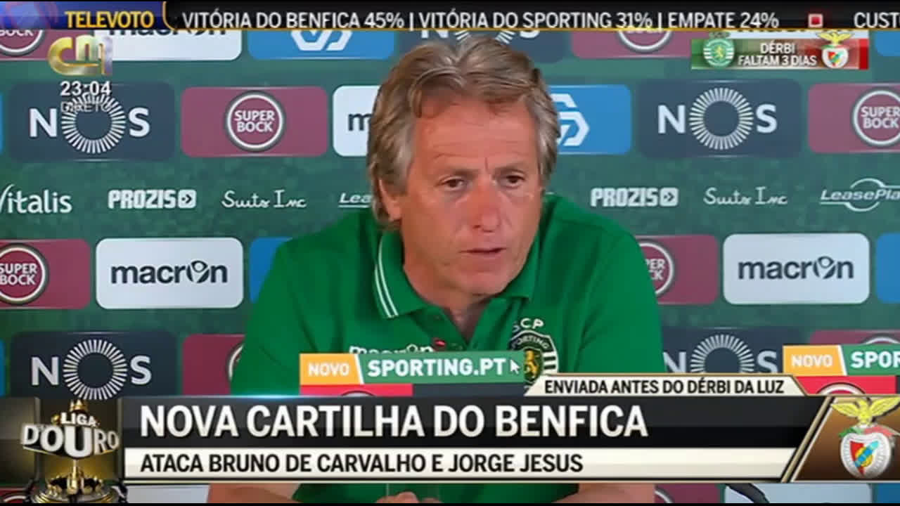 Jorge Jesus pediu silêncio para continuar 'flash interview': «Take