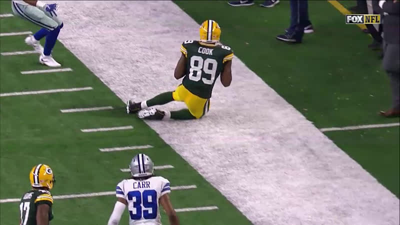 Packers' Jared Cook Makes Incredible Catch on Toes to Help Packers Beat  Cowboys