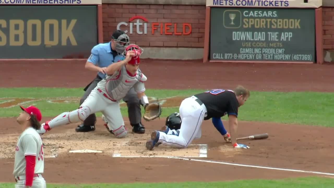 Philadelphia Phillies - Photo of Taijuan Walker wearing a Jackie