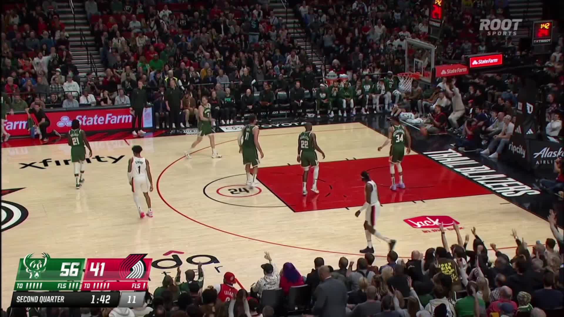 Highlight Dame defies all logic as he drills the standing three right past the halfcourt line r/nba