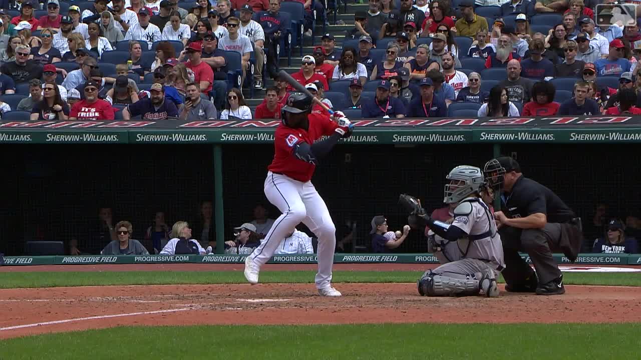 Watch Estevan Florial's pinch-hit go-ahead solo homer (2) | Streamable