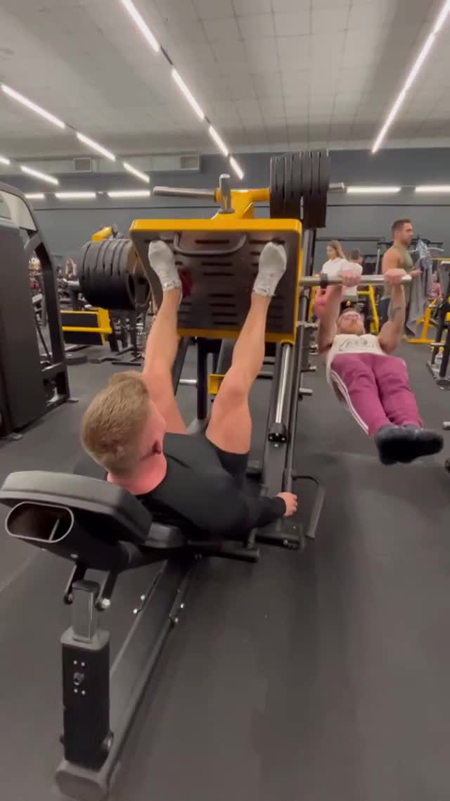 Watch this video on Streamable.