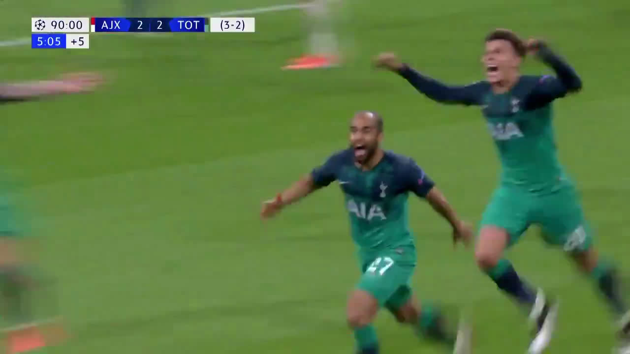 lucas moura ajax