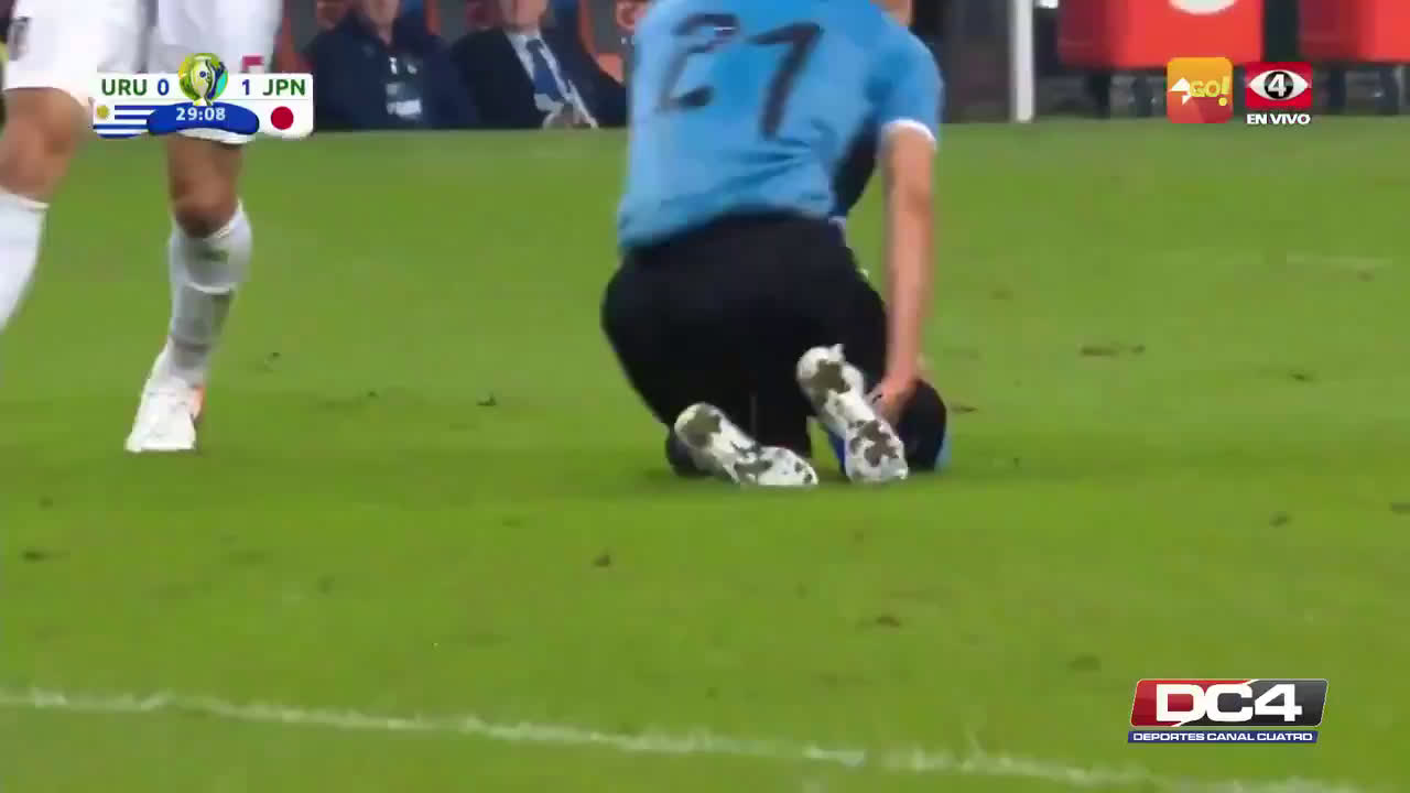動画 ウルグアイ戦で植田直通がvarでpkを献上 スアレスにゴールを決められて日本代表が同点に追いつかれる 動画 ウルグアイ戦で植田直通がvarでpkを献上 スアレスにゴールを決められて日本代表が同点に追いつかれる
