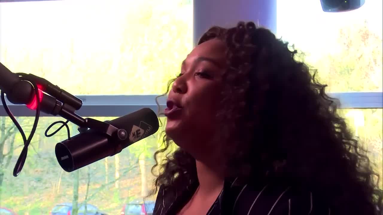 Lizzo Banana Bar Amsterdam
