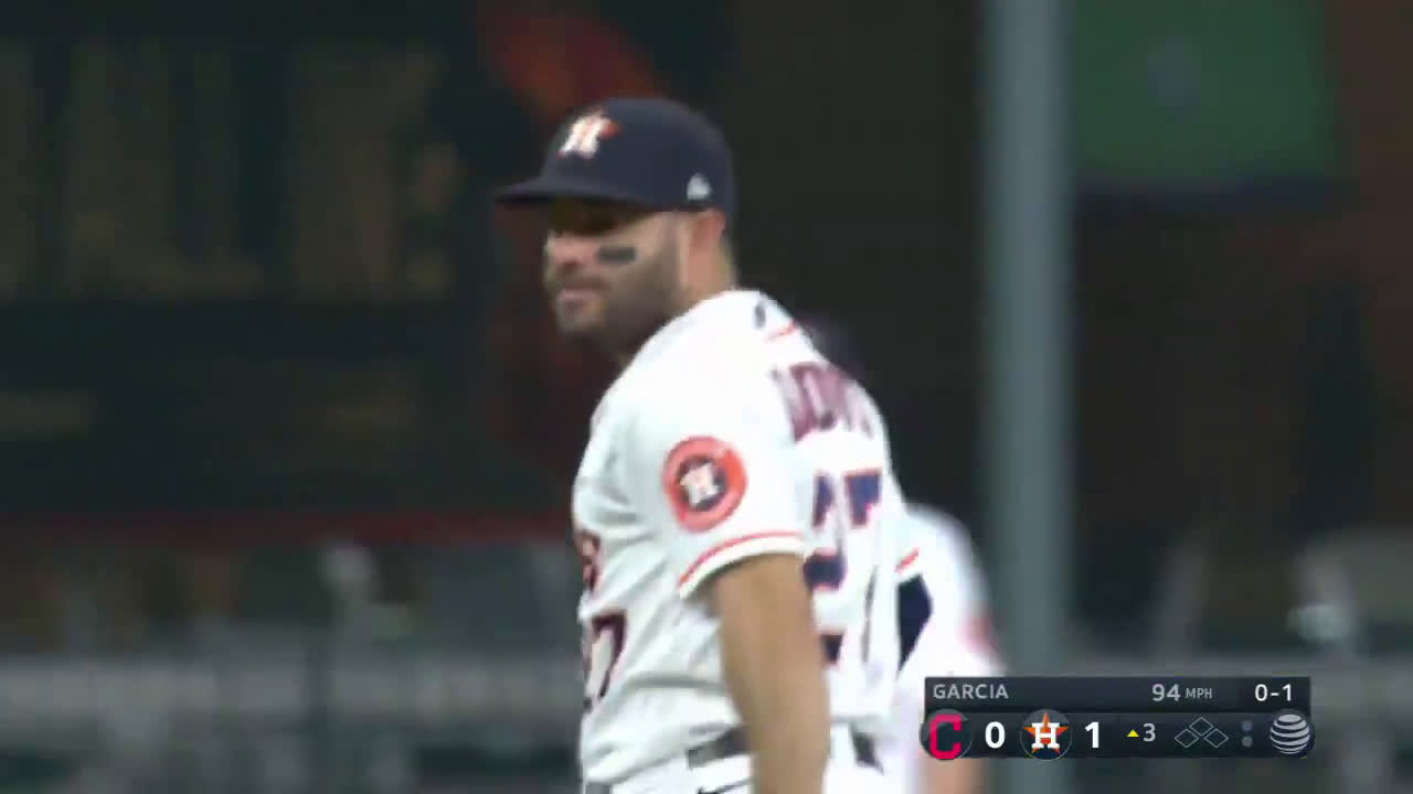 MLB rumors: Here's Astros' Jose Altuve's buzzer conspiracy excuse