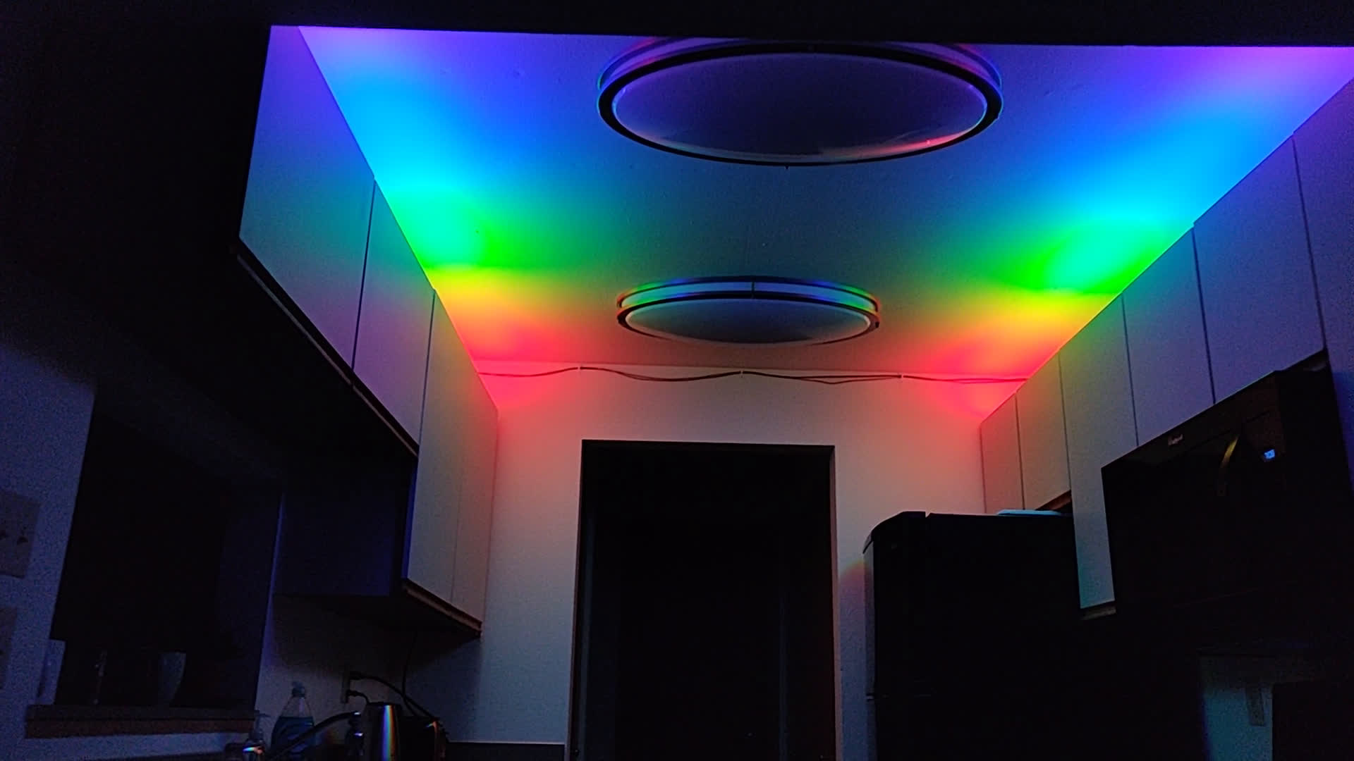 ESPHome makes LED strips so easy, finally put some up. Can't wait to put  more in every unnecessary place I can find. : r/homeassistant