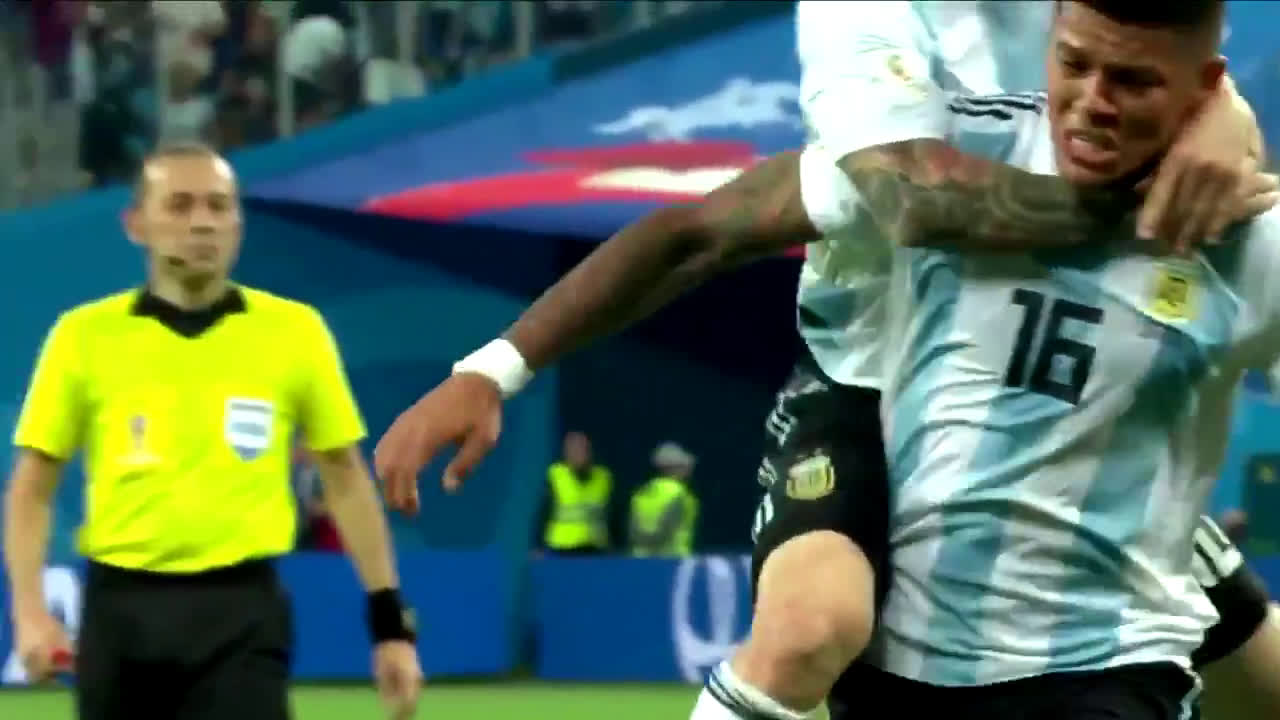 動画 ナイジェリア戦で決勝ゴールを決めたアルゼンチンのロホが飛び乗ったメッシをおんぶしたまま走り続けるwww 動画 ナイジェリア戦で決勝ゴールを決めたアルゼンチンのロホが飛び乗ったメッシをおんぶしたまま走り続けるwww