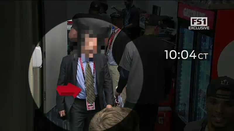 Video Suspect In Case Of Tom Brady S Stolen Super Bowl Jersey Seen Inside Patriots Locker Room Business Insider
