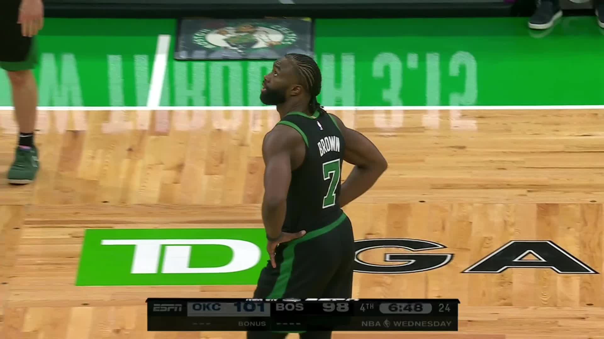 Watch Jaylen Brown leaves game after fifth foul call | Streamable