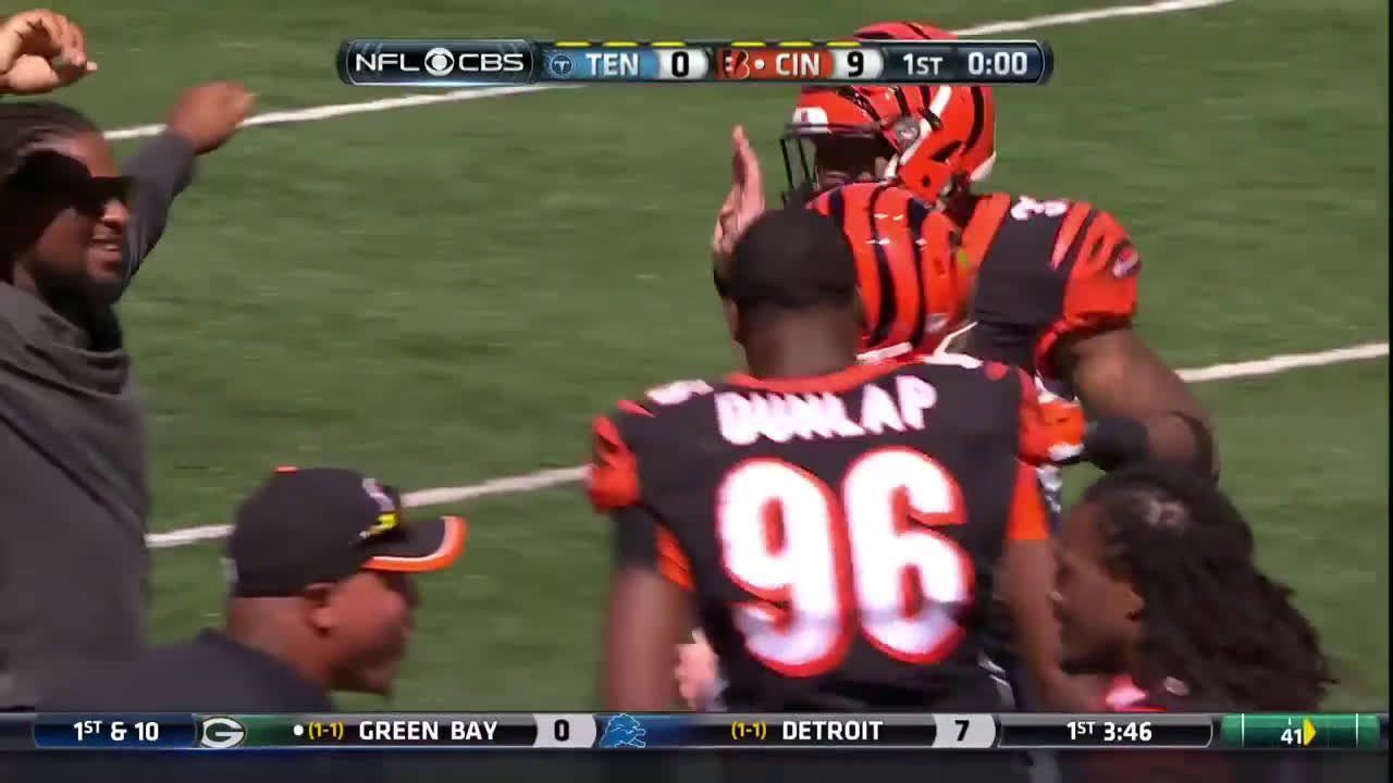 Role Reversal Mohamed Sanu Throws Touchdown Pass To Andy Dalton Week 3 2014 3109