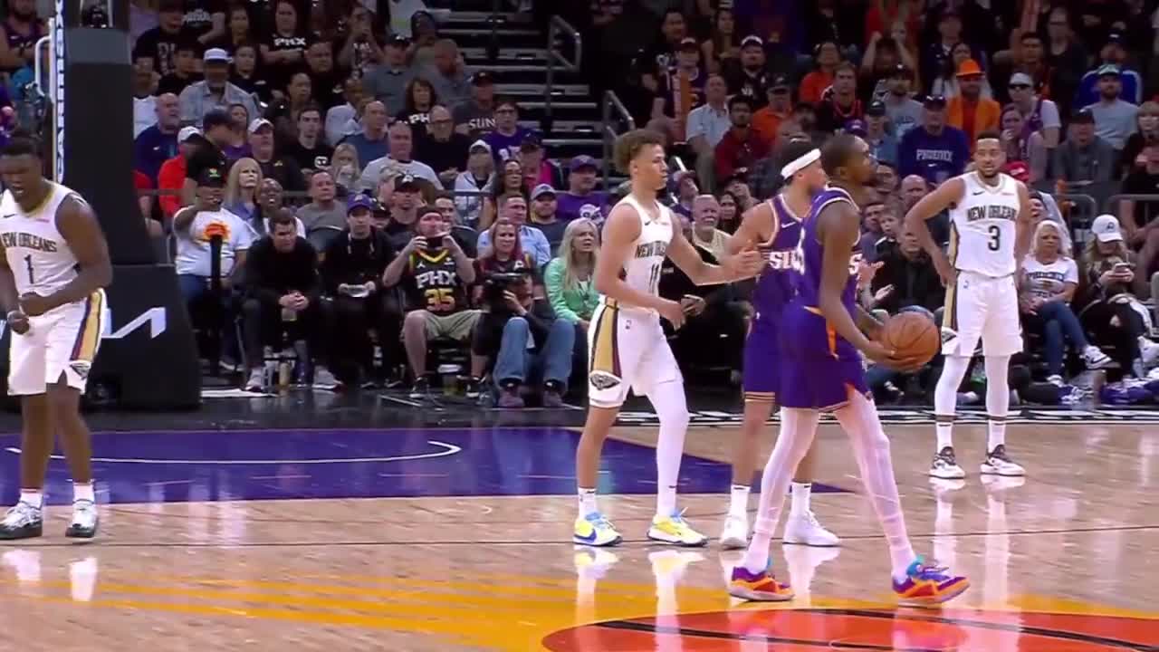 Watch ClutchPoints - Things got chippy in the Suns-Pelicans game after this  offensive foul on Devin Booker 👀 Jose Alvarado, Dyson Daniels, and Booker  were assessed technical fouls. | Streamable