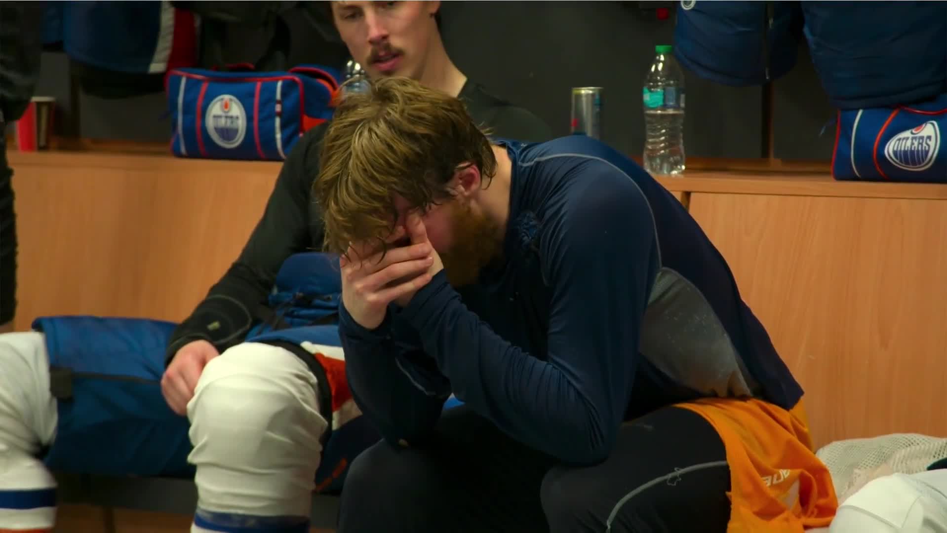 Conor Sad Watch Connor McDavid crying video | Streamable