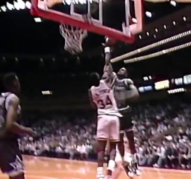 2000 Latrell Sprewell Angry Dunk on Miami Heat on Make a GIF
