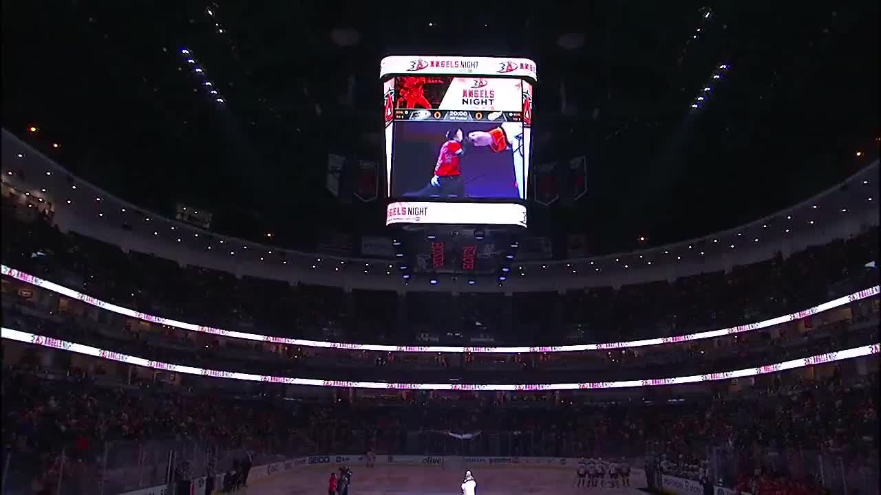 The Angels Rally Monkey did a 10/10 job on this puck drop