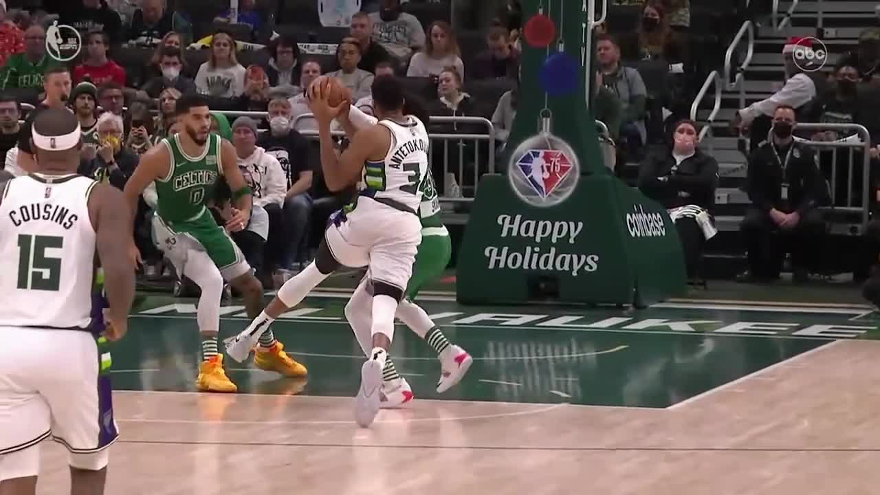 Highlight Giannis Does A Euro Step That Would Make Ginobli Proud R Nba Highlights