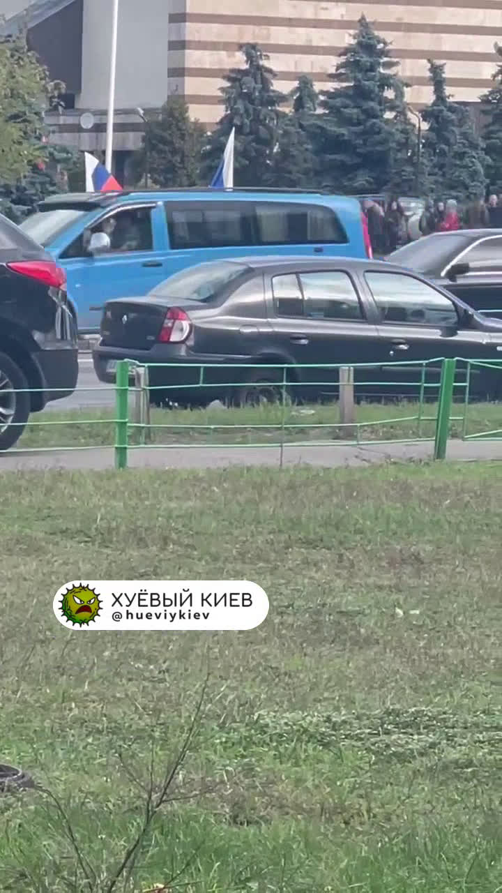 Песня Новый Год Хуевый