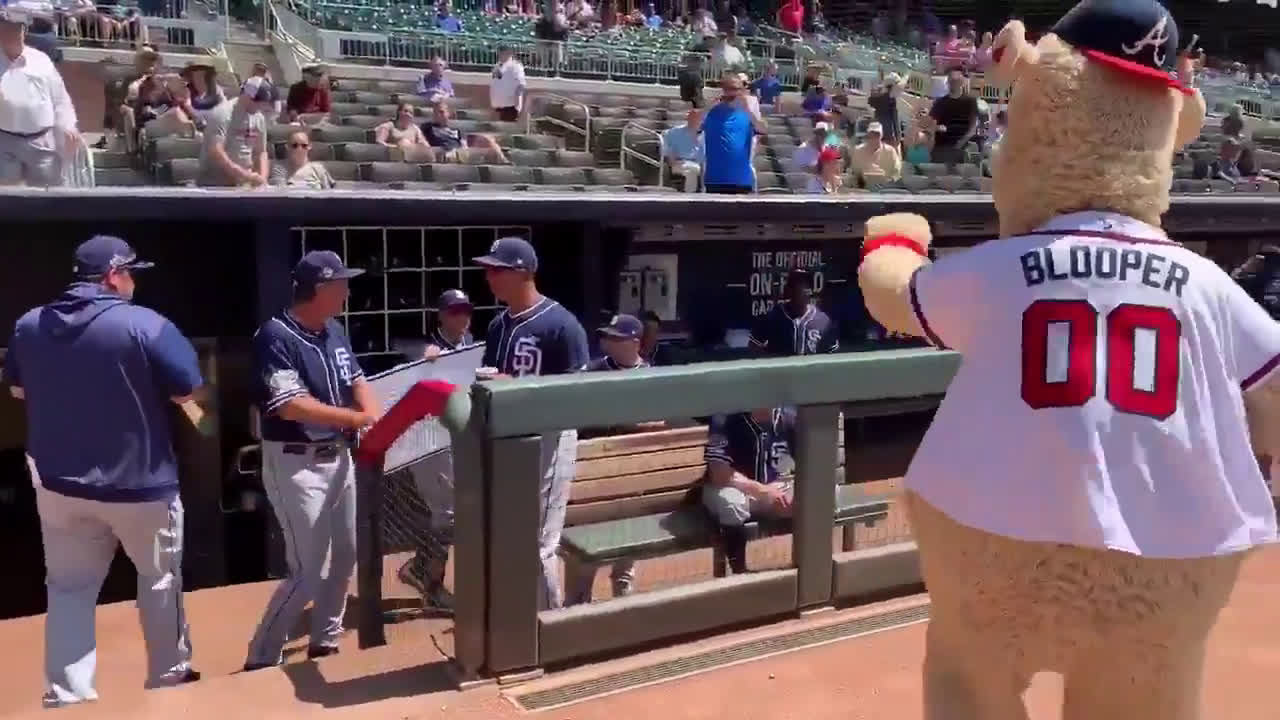 Braves mascot Blooper paints during game with no fans