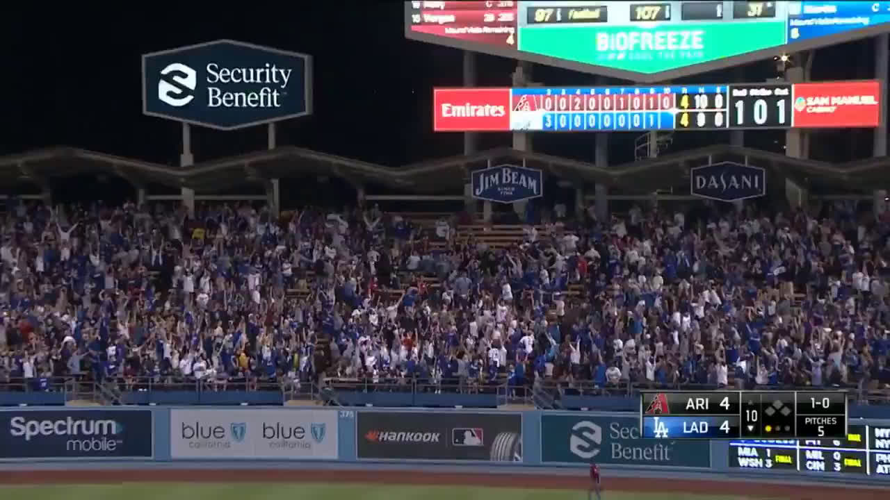 Brandon Lowe crushes walkoff homer as Rays best White Sox