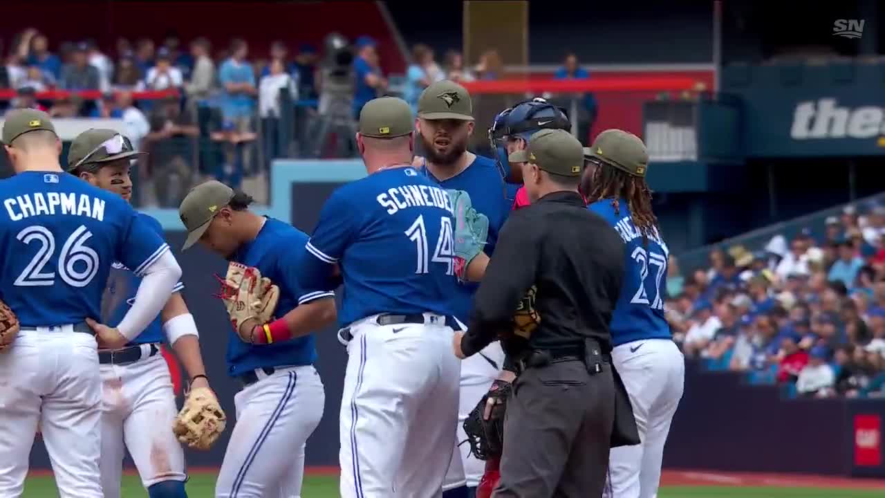 The Blue Jays new alternate jerseys are on in the MLB The Show 20..  (starts crying) : r/Torontobluejays