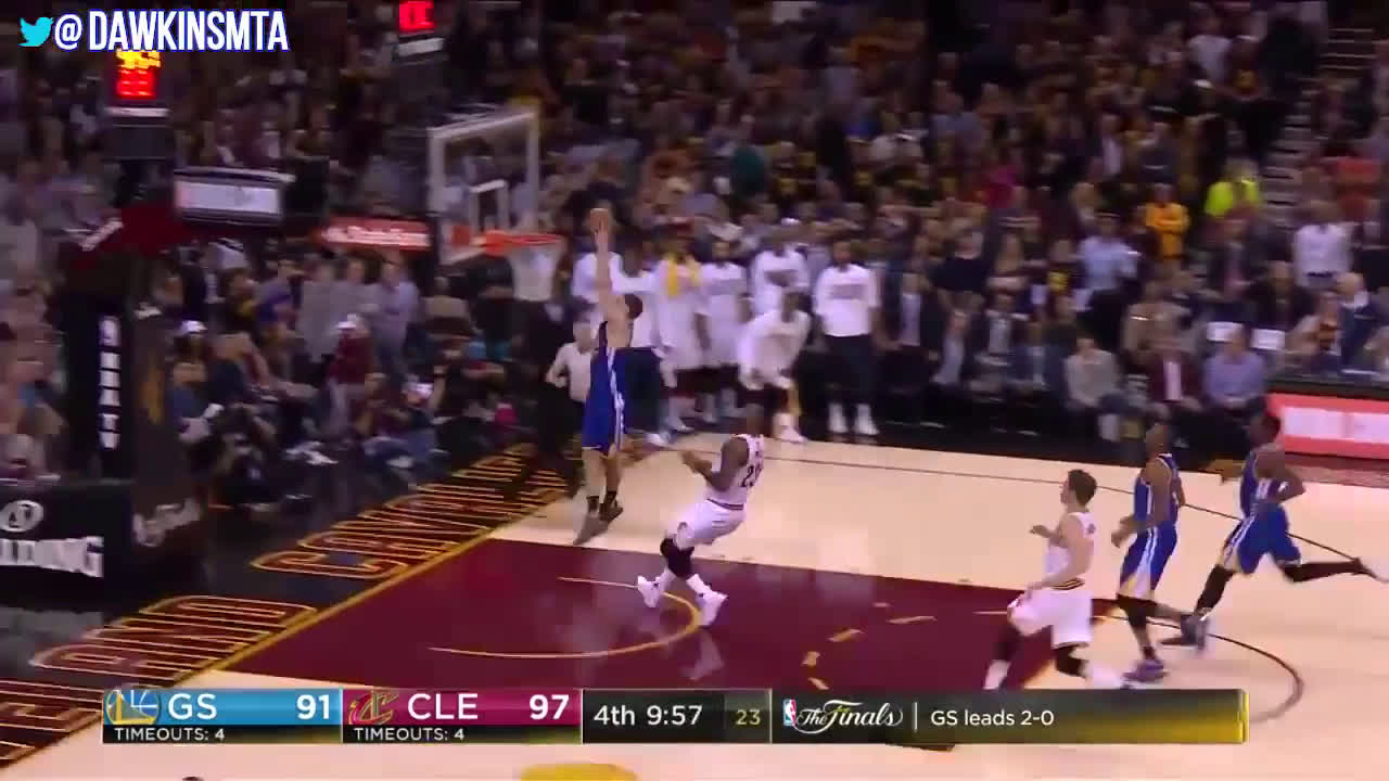 Klay Thompson recalls a dunk with LeBron chasing him down in the 2018 Finals
