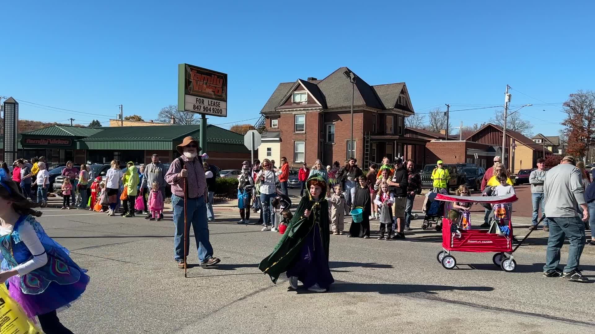 HiDef The 2022 Greenville Halloween Parade In Greenville!(10/29/2022