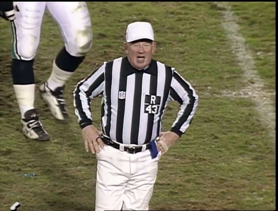 Beloved NFL Official And Aggie Red Cashion Dies At 87 - Texas A&M