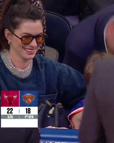 Watch Anunoby almost crashed into Anne Hathaway | Streamable