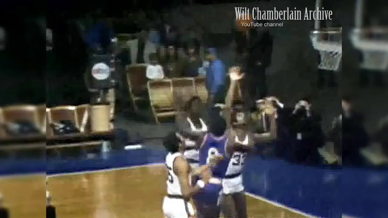 Why don't people talk about prime MJ lose to Shaq in 1995! : r/NBATalk