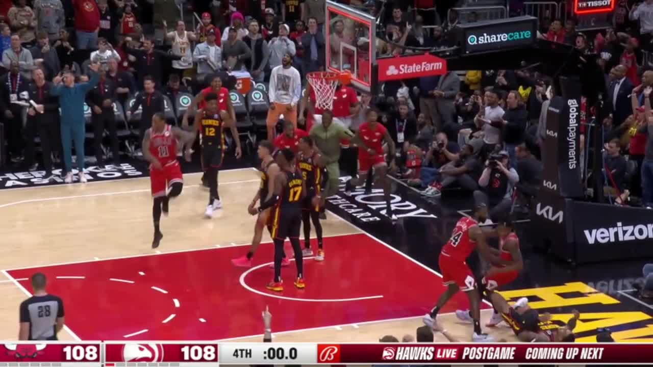 The Hawks are back, and John Collins is posterizing people again