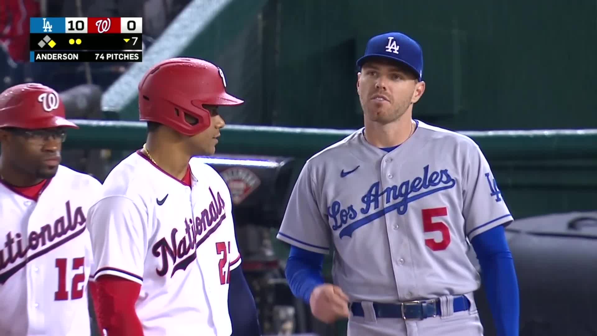 Freddie Freeman Talks Nonstop To Juan Soto For Nearly Three Minutes freddie-freeman-talks-nonstop-to-juan-soto-for-nearly-three-minutes