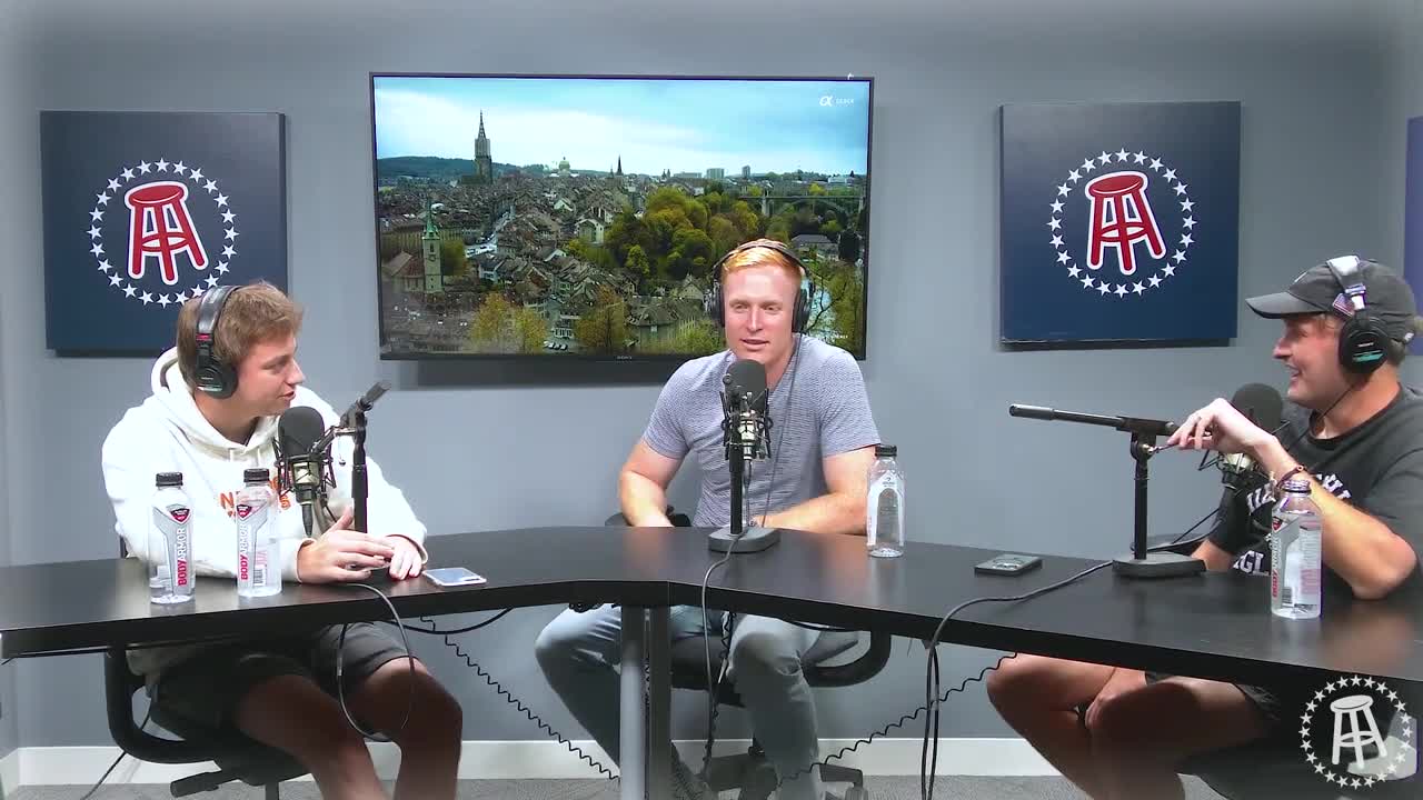 all-first-year-barstool-employees-taking-furious-notes-at-how-much-of-a-raise-francis-received-r-barstoolsports