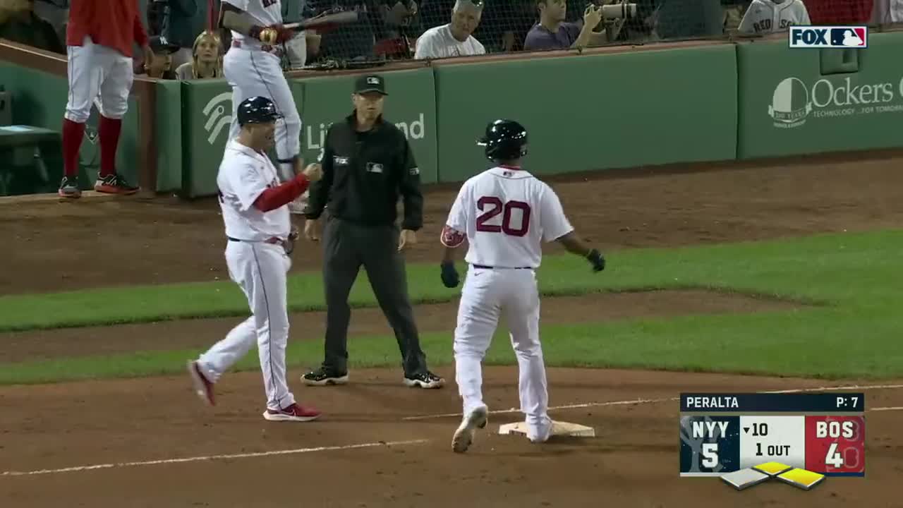 Red Sox get Major League-best 20th comeback win, beat Yankees 7-3