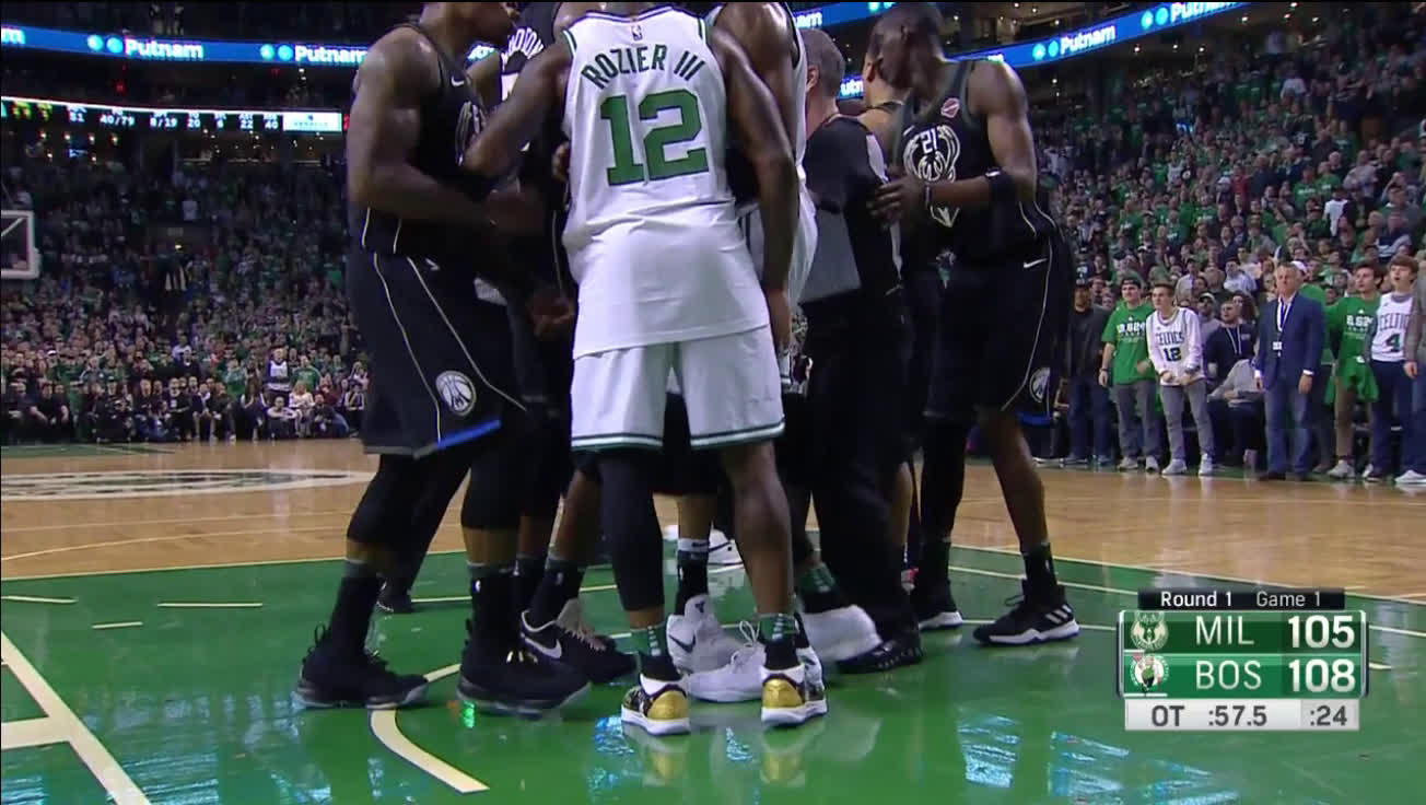 Giannis v Tatum jumpball situation