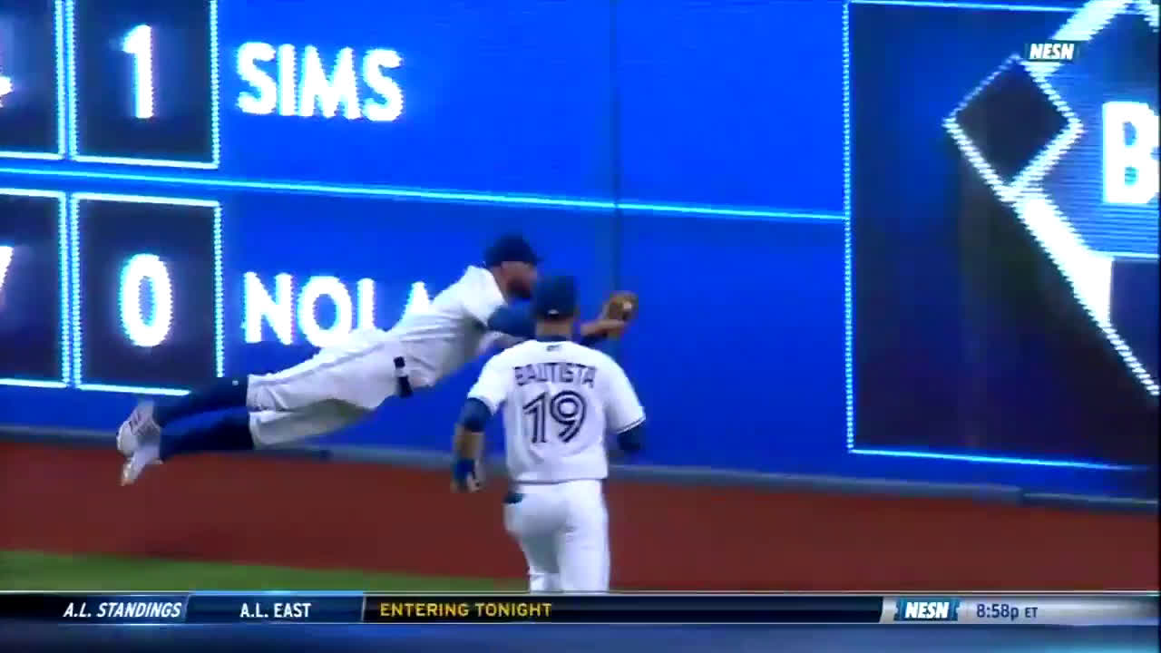 Blue Jays' Kevin Pillar makes catch that 'might be his best ever