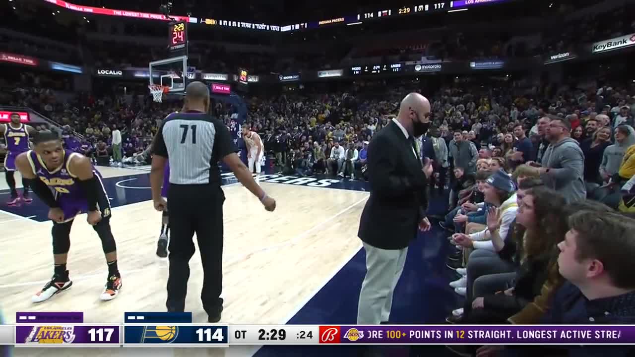LeBron James has two fans ejected from courtside seats in Indiana