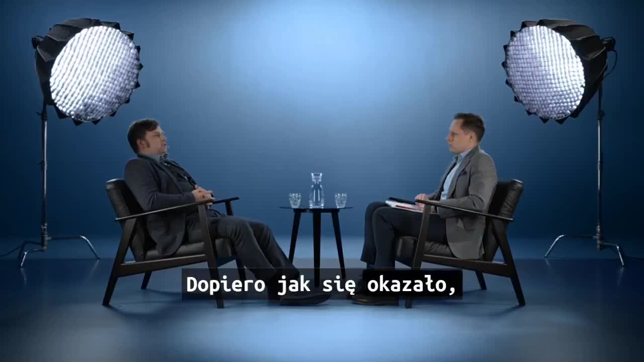 Patrycjusz Wyżga 🇵🇱 🇪🇺 🇺🇦 - 🎙 Mikołaj @susujew urodził się w Donbasie. Prawie dwie dekady temu przeprowadził się z Doniecka do Polski. Nazywa to najlepszą decyzją w swoim życiu. 📺 #Didaskalia w niedzielę o 19:00.