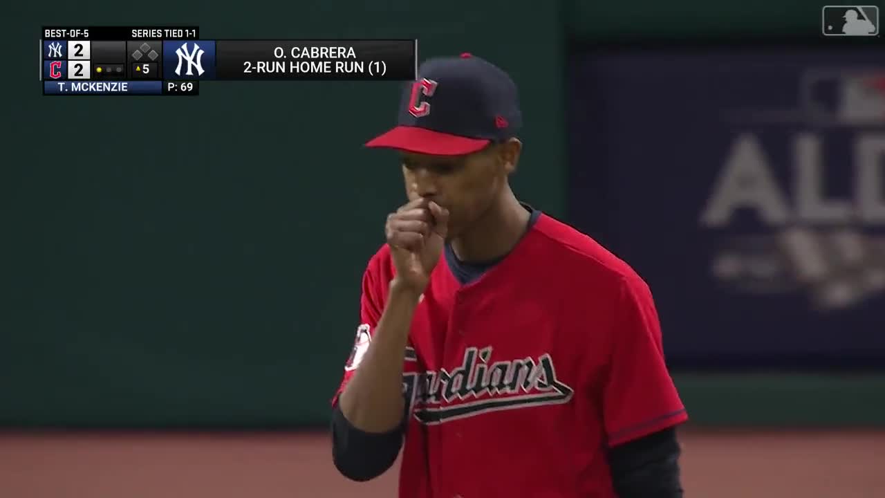 Korea's Ha-Seong Kim crushes ANOTHER solo shot to right field against the  Czech Republic in the seventh inning