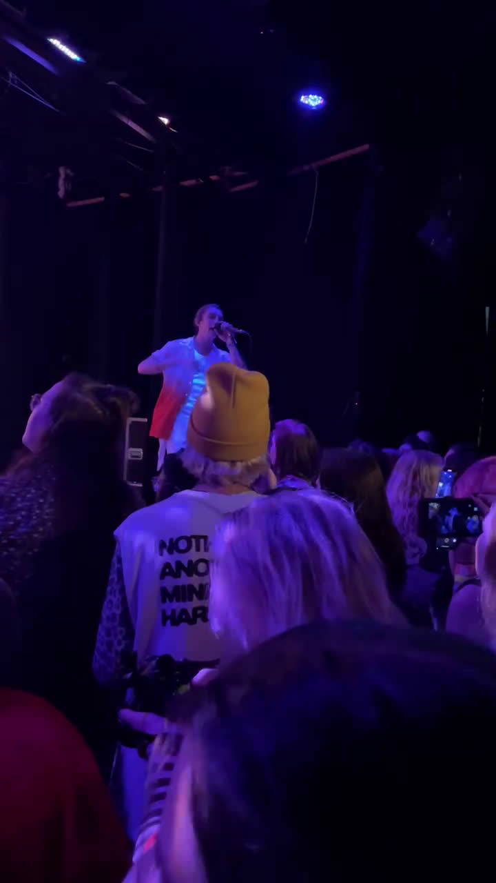 Arrows in Action - Checking in (orlando)