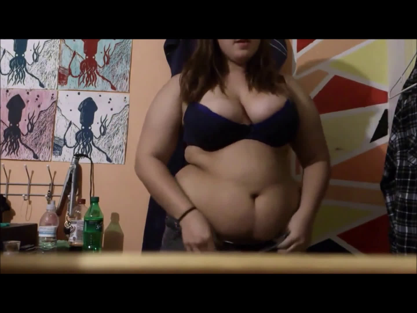 Imogeneize Struggling With Jeans