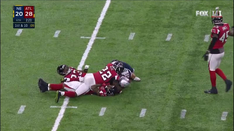 Julian Edelman Makes Bobbling Catch That Will Go Down As an All-Time Great Super  Bowl Catch