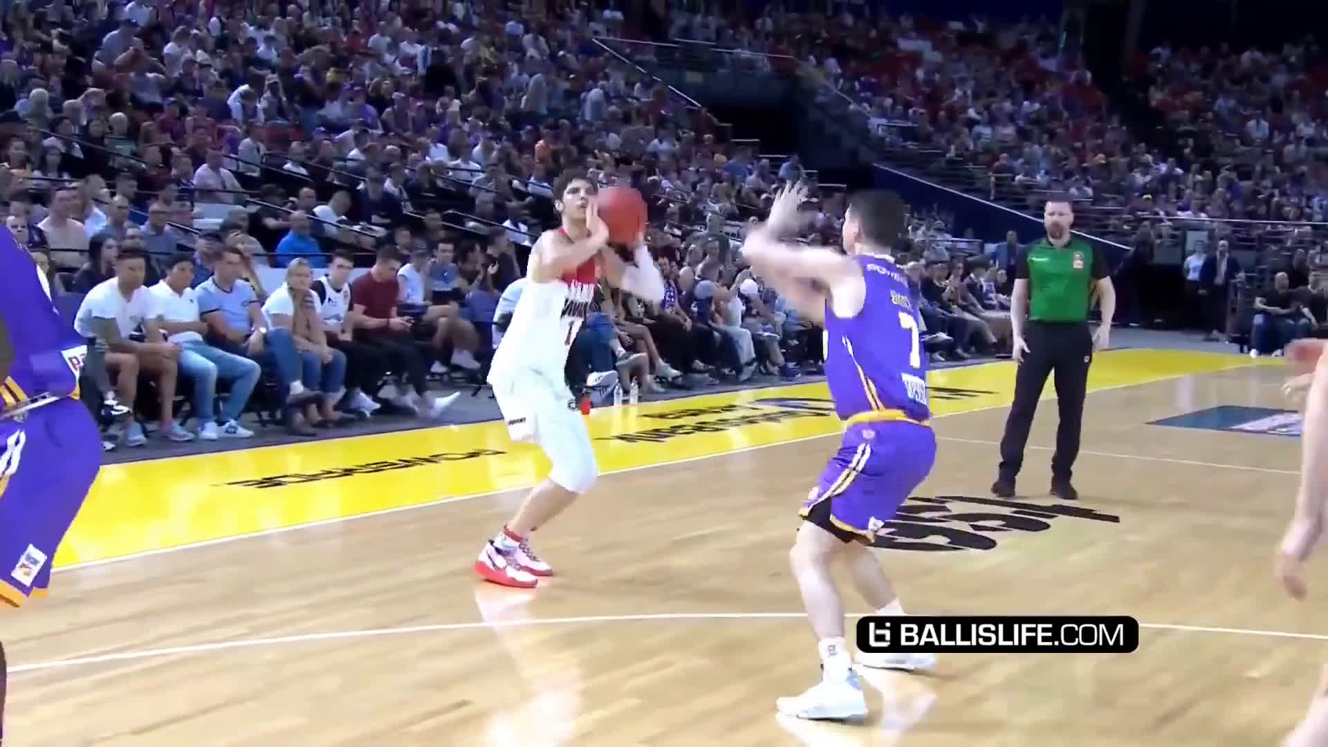 lamelo shooting form down with text mix