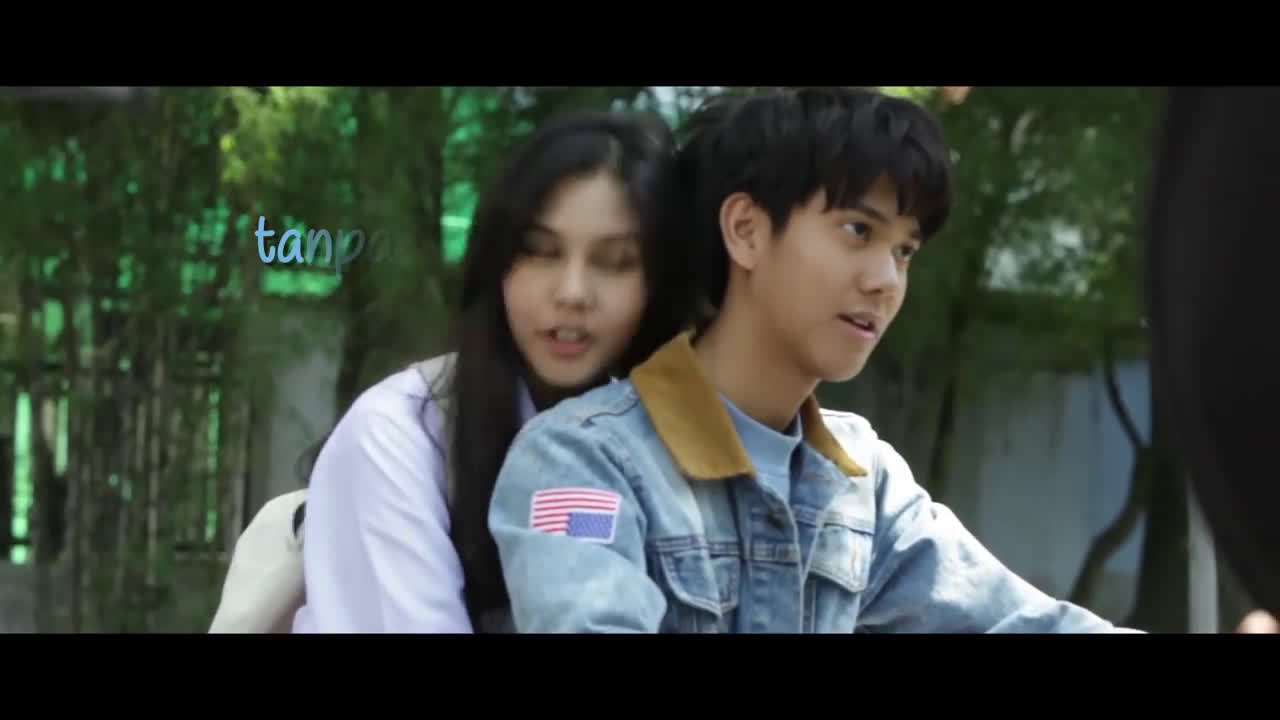 5 Sebab Filem Dilan 1990 Buat Penonton Angau