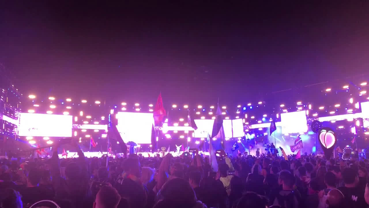 Chainsmokers and Illenium Take Away EDC Las Vegas 2019